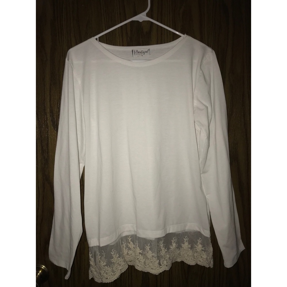 Cream Top with Lace Design around Bottom